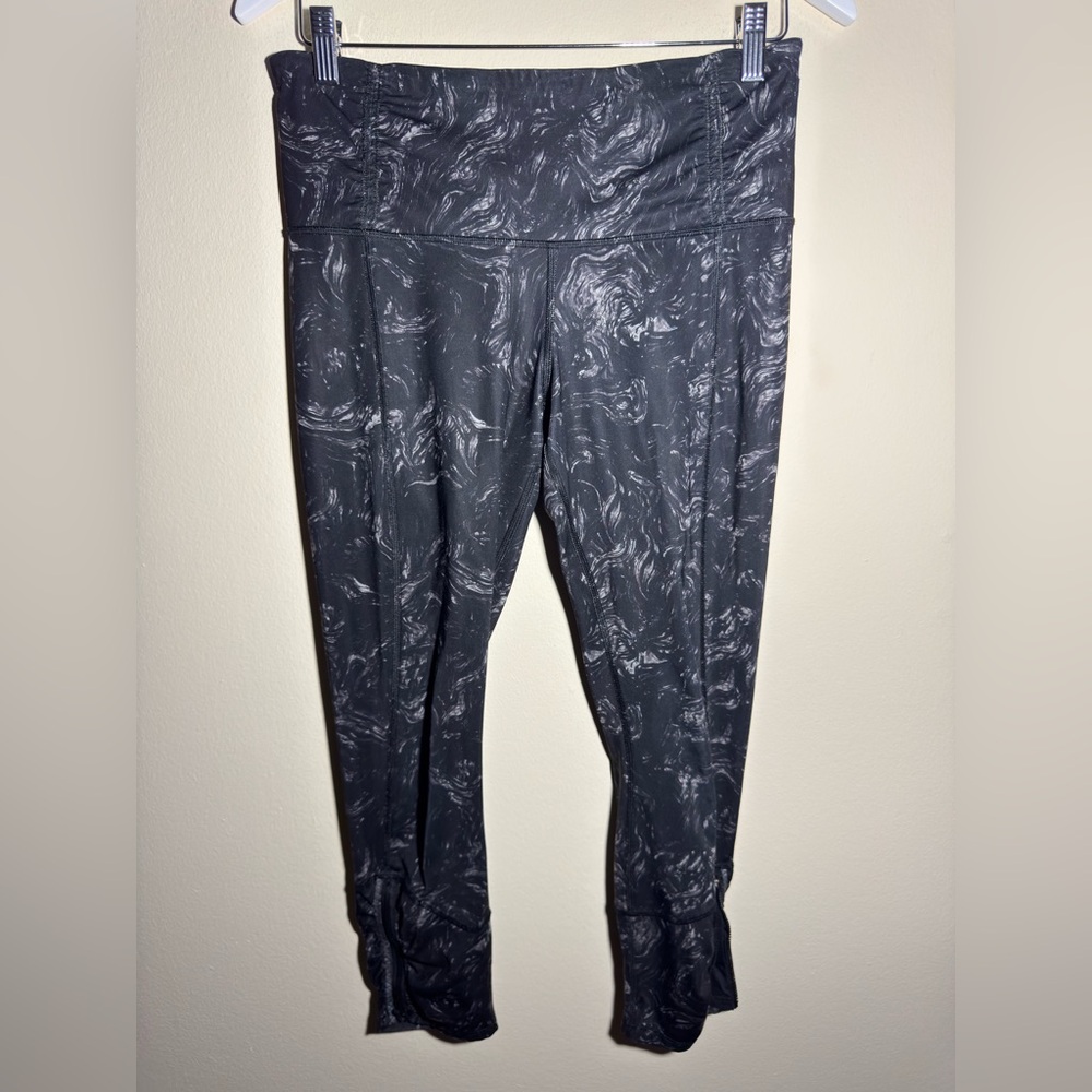 Lululemon Gray Patterned Leggings Sz 8